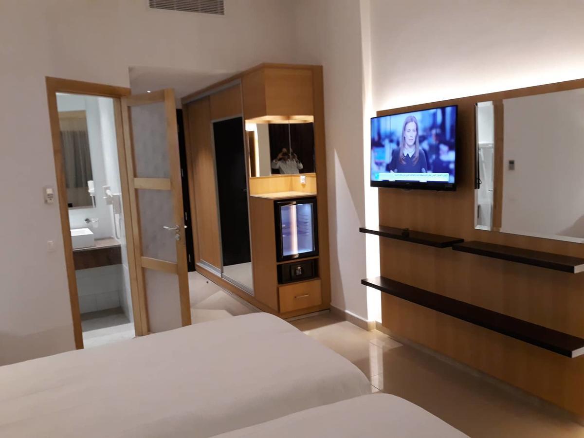 Hotel Ksar Dhiafa By Plaza Hotels & Resorts Sidi Bouzid Exteriör bild