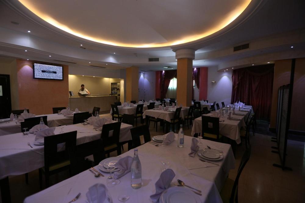 Hotel Ksar Dhiafa By Plaza Hotels & Resorts Sidi Bouzid Exteriör bild
