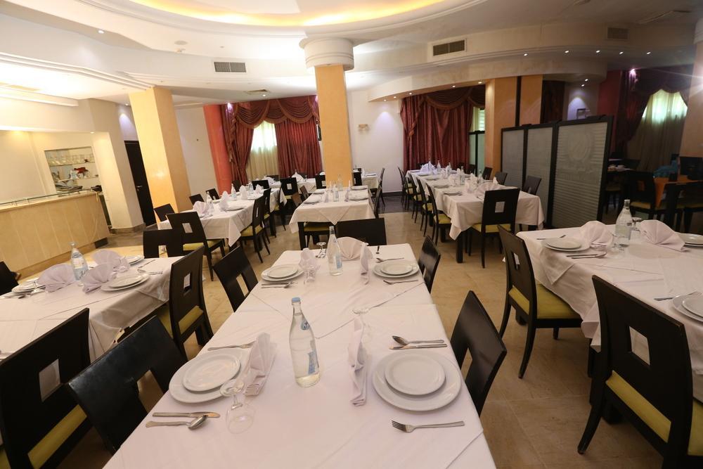 Hotel Ksar Dhiafa By Plaza Hotels & Resorts Sidi Bouzid Exteriör bild