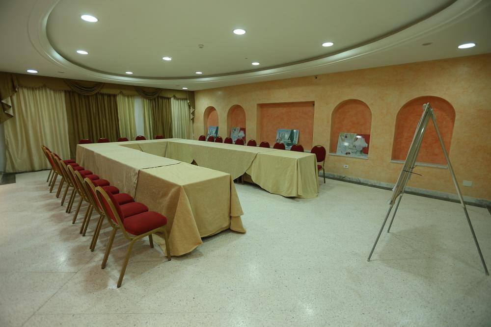 Hotel Ksar Dhiafa By Plaza Hotels & Resorts Sidi Bouzid Exteriör bild